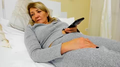 Heyheygrey online show from 14, 2, 2025