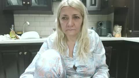 Snapshot of heyheygrey chatting on 2, 5, 2026 Heyheygrey online show from 2, 5, 2026