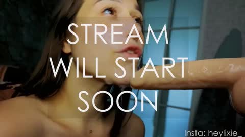 Snapshot of heylixie_ chatting on 15, 9, 2025 Li online show from 15, 9, 2025