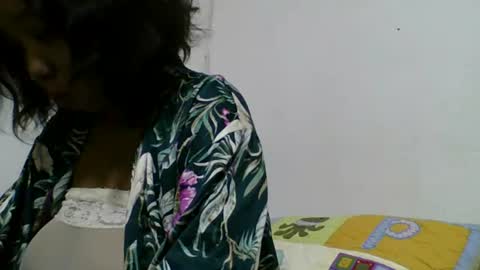 hheritinaa online show from 9, 9, 2025