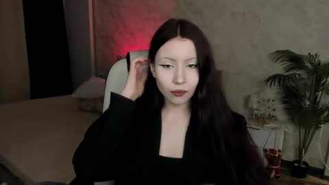 Lina online show from 5, 1, 2026