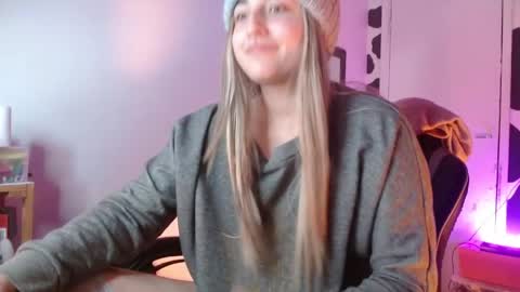 Elora online show from 28, 5, 2026