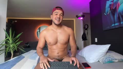 Snapshot of highlatin_guys chatting on 29, 5, 2026 Terry and E online show from 29, 5, 2026