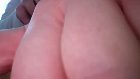 highsex28x online show from 4, 11, 2025