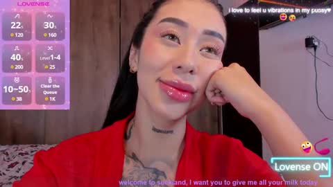 Snapshot of hilary_jones_22 chatting on 13, 12, 2024 LUNA new account FOLLOW ME online show from 13, 12, 2024