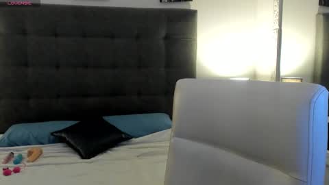 hilary_tailor online show from 13, 3, 2026