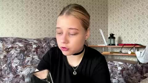 Snapshot of hildeconery chatting on 2, 6, 2026 Julia online show from 2, 6, 2026