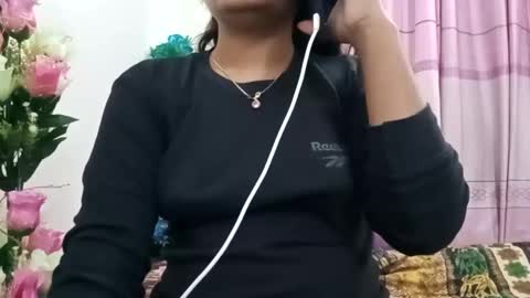 himuhimu22 online show from 24, 1, 2025