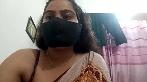 himuhimu22 online show from 8, 10, 2025