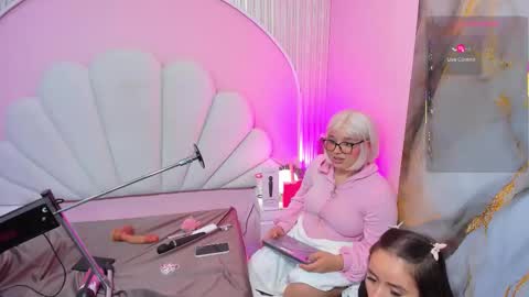 hinata_dolly online show from 25, 10, 2025