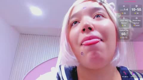 Snapshot of hinata_dolly chatting on 1, 3, 2026 hinata_dolly online show from 1, 3, 2026