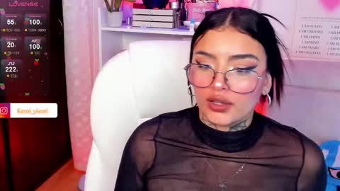 Snapshot of hinataweed01 chatting on 3, 3, 2025 Karol Independent Model online show from 3, 3, 2025