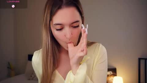 Leya Day Mary Night   PvT Open online show from 9, 10, 2025