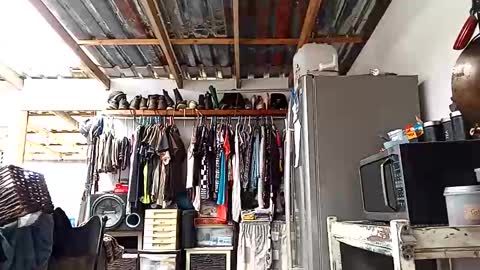 Snapshot of hippieguysa11 chatting on 8, 11, 2025 hippieguysa11 online show from 8, 11, 2025