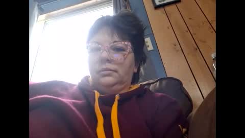 Snapshot of hippihope420 chatting on 11, 2, 2025 Bella online show from 11, 2, 2025