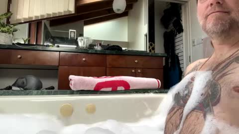 hippybiker online show from 8, 1, 2025