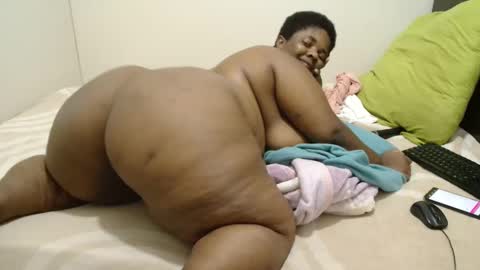 Snapshot of hips2sexy chatting on 9, 3, 2025 hips2sexy online show from 9, 3, 2025