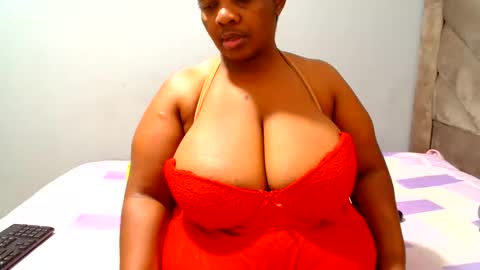 Snapshot of hips2sexy chatting on 9, 6, 2026 hips2sexy online show from 9, 6, 2026