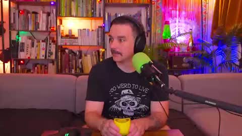 HipsterTrash Clark one half of Task Manager online show from 24, 6, 2026