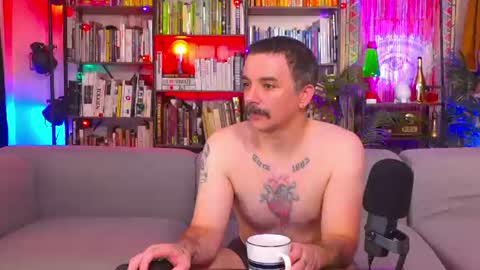 HipsterTrash Clark one half of Task Manager online show from 21, 7, 2026