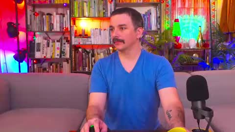 HipsterTrash Clark one half of Task Manager online show from 22, 7, 2026