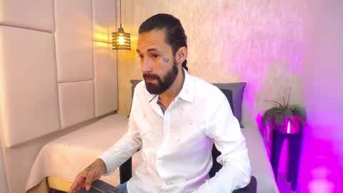 Snapshot of hisoka_0 chatting on 1, 3, 2026 Hisoka online show from 1, 3, 2026