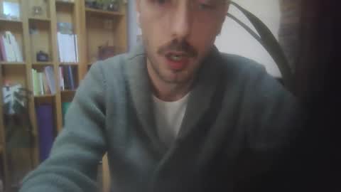 hitmenoww online show from 8, 11, 2025