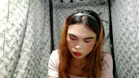 Snapshot of hoelyaurora chatting on 5, 7, 2026 Aurora3 online show from 5, 7, 2026