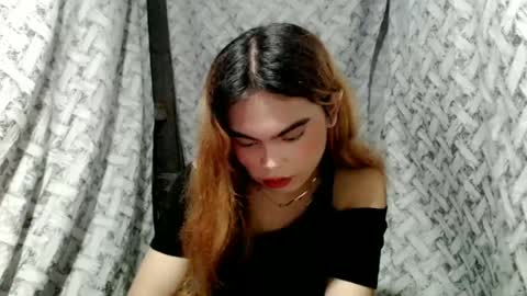 Snapshot of hoelyaurora chatting on 9, 7, 2026 Aurora3 online show from 9, 7, 2026