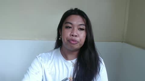 Snapshot of hoelykarina chatting on 24, 6, 2026 Karina3 online show from 24, 6, 2026