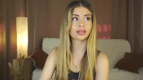 Moni Monica online show from 17, 7, 2026