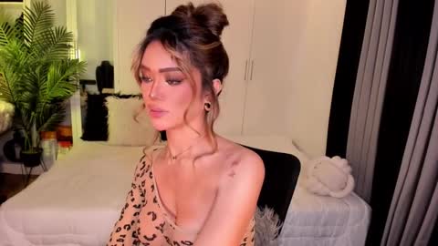 Ms. Laura online show from 9, 10, 2025