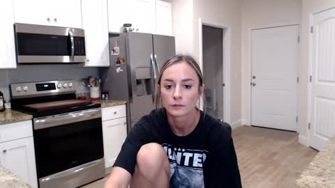 Holi Hurricane online show from 6, 12, 2024