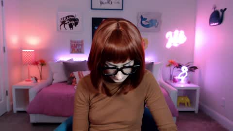 Holi Hurricane online show from 18, 10, 2025