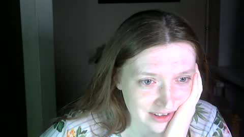 Snapshot of holistic_woman chatting on 19, 6, 2026 holistic_woman online show from 19, 6, 2026