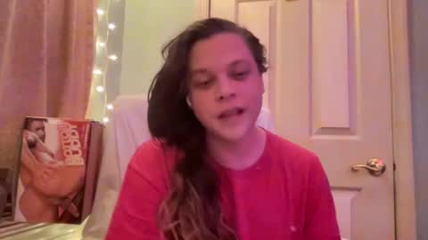 Hollys Drive threw Side Of CB. online show from 17, 12, 2024