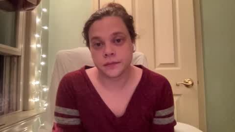 Hollys Drive threw Side Of CB. online show from 30, 12, 2024