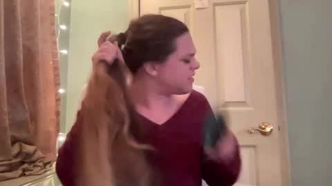 Hollys Drive threw Side Of CB. online show from 2, 1, 2025