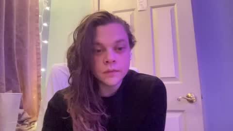 Hollys Drive threw Side Of CB. online show from 5, 1, 2025