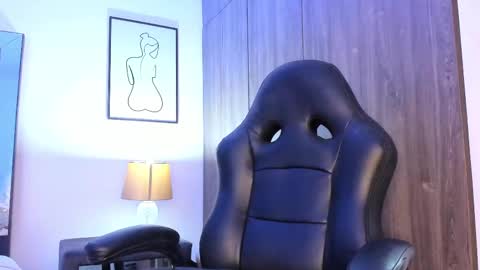 Snapshot of holly_29_m chatting on 15, 2, 2025 Mara online show from 15, 2, 2025