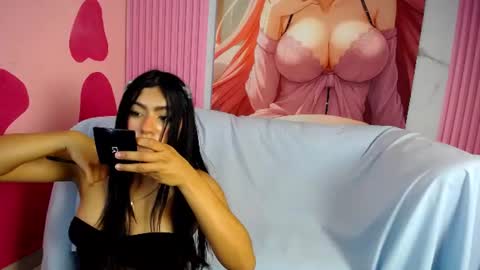 Snapshot of holly_watson_ chatting on 1, 7, 2026 Holly Wastson online show from 1, 7, 2026