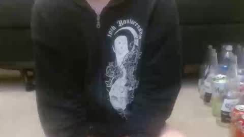 Snapshot of hollyhawkes chatting on 7, 10, 2025 Holly Hawkes online show from 7, 10, 2025