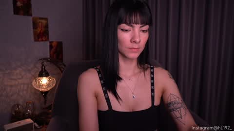 Holly Linder online show from 22, 1, 2025