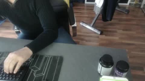 Snapshot of hollymollysucker chatting on 23, 1, 2025 hollymollysucker online show from 23, 1, 2025