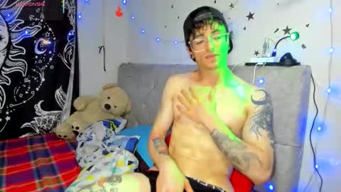 Snapshot of hollypurple chatting on 12, 2, 2026 Hades and Persefone online show from 12, 2, 2026