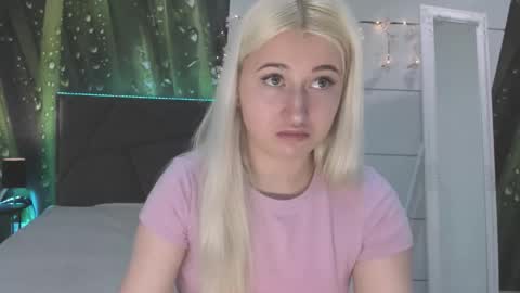 HollyTaillor online show from 16, 4, 2026