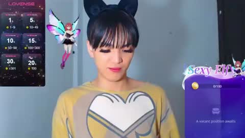Snapshot of hollywoodbitch chatting on 13, 7, 2026 Isabella Marie online show from 13, 7, 2026