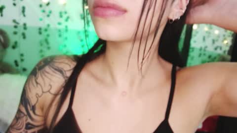 holly online show from 30, 12, 2024