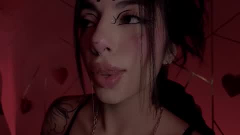 holly online show from 28, 2, 2026