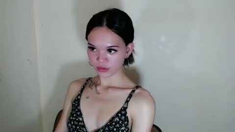 holy_maxine online show from 27, 11, 2025